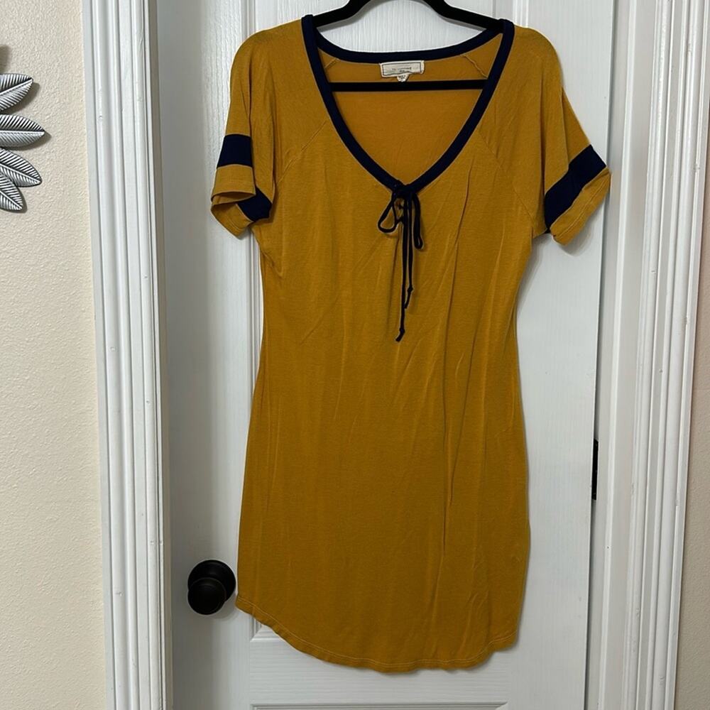 No comment mustard yellow and navy blue T-shirt dress size L